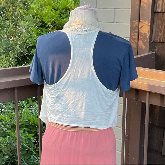 Cream lace Rayon open front  high low hem sleeveless vest like blouse Medium - Picture 8 of 11